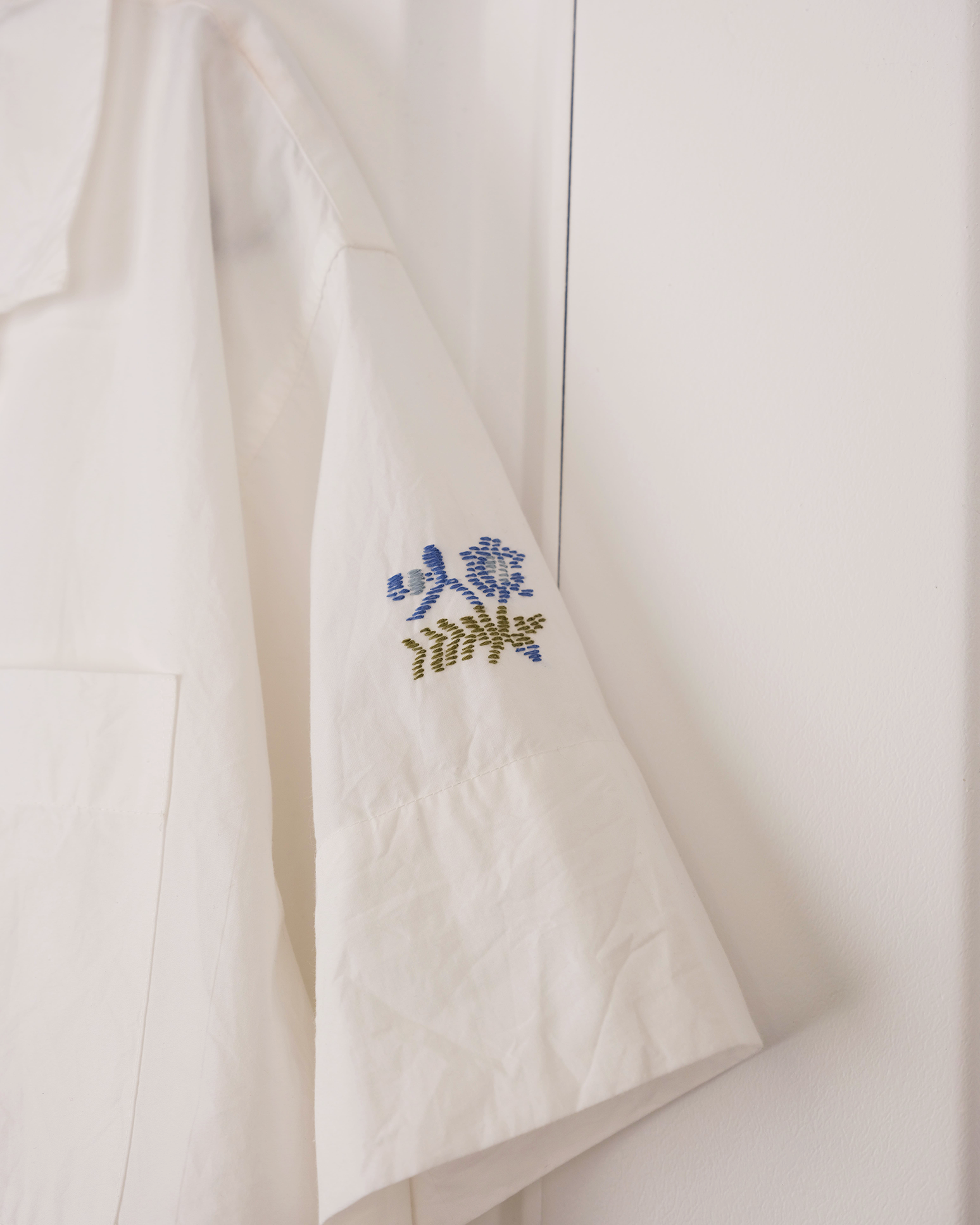 Greetings Shirt SS - Interrupted Embroidery