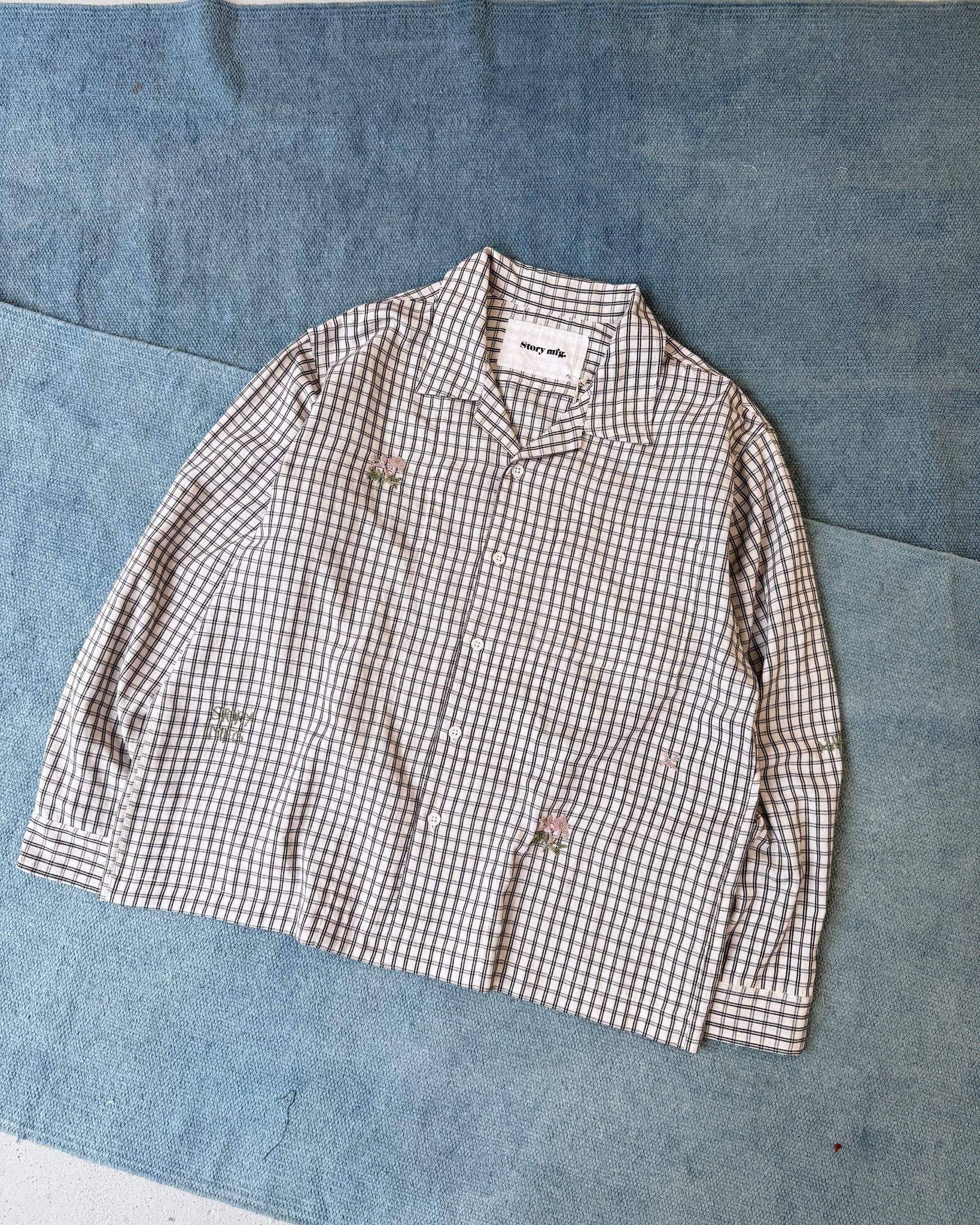Greetings Shirt LS - Interrupted Beads