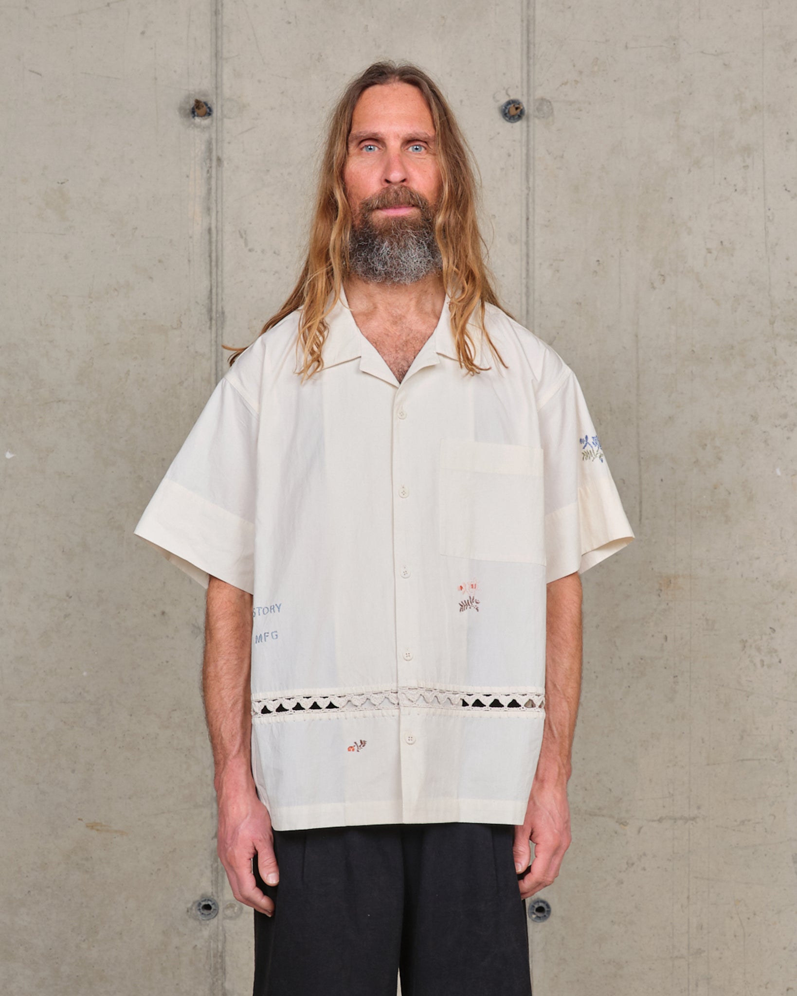 Greetings Shirt SS - Interrupted Embroidery