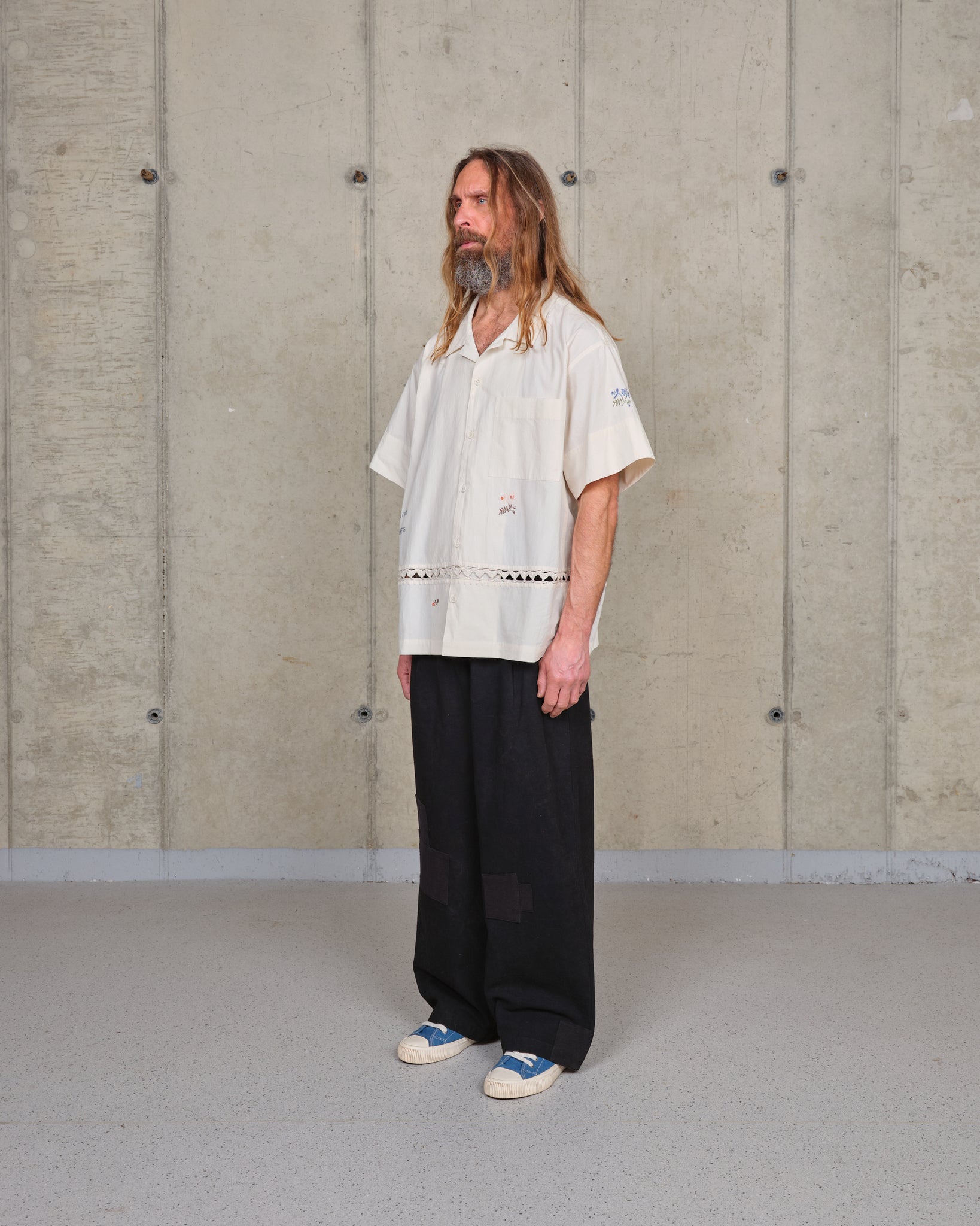 Greetings Shirt SS - Interrupted Embroidery