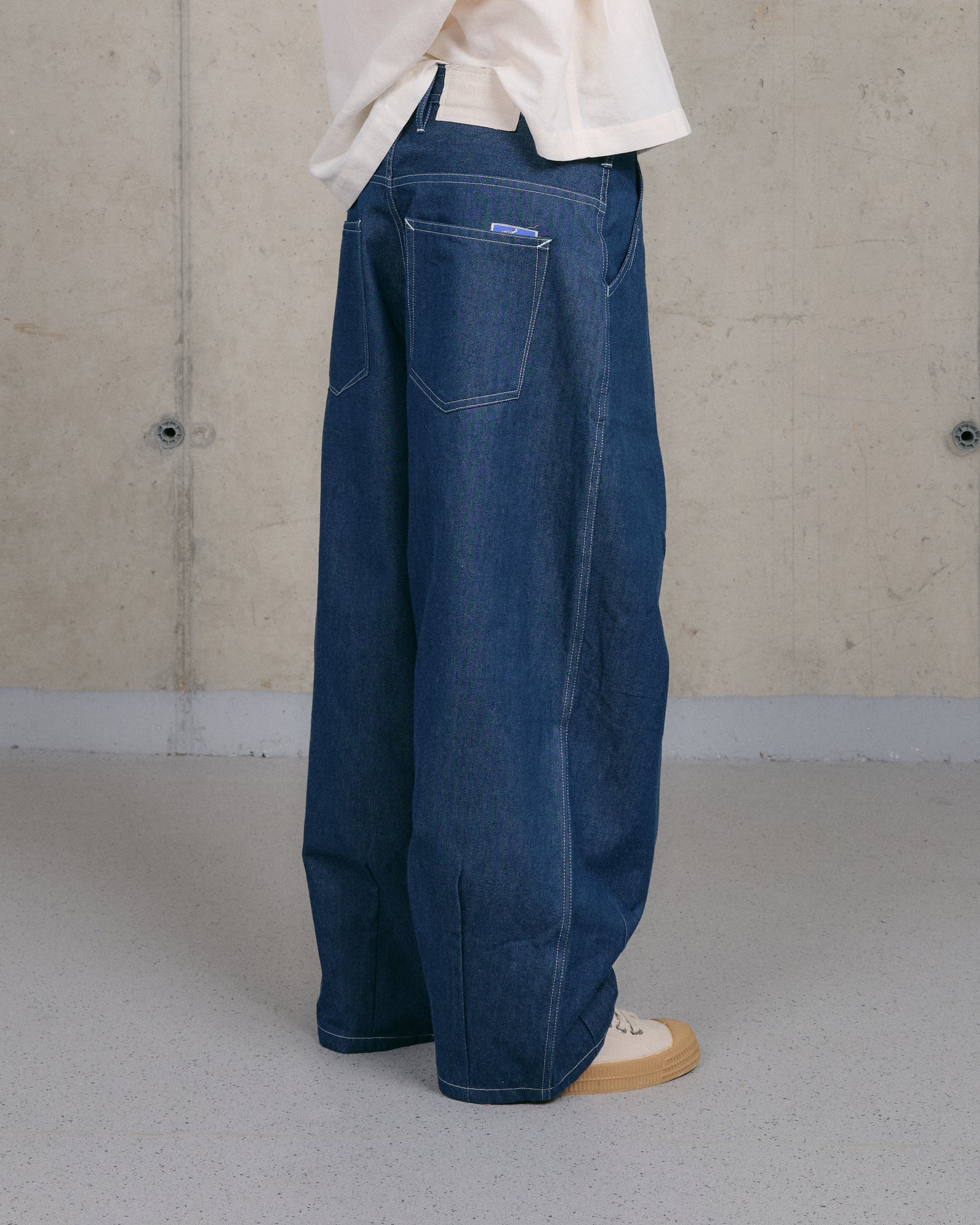 Lush Jeans - Dark Denim Wonky-Wear