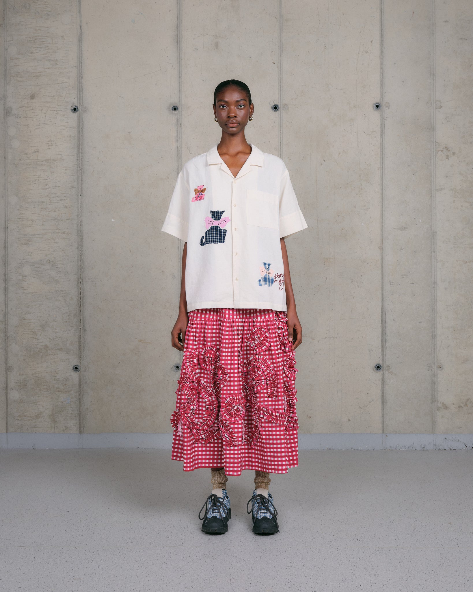 Greetings Shirt SS - Ecru Tales